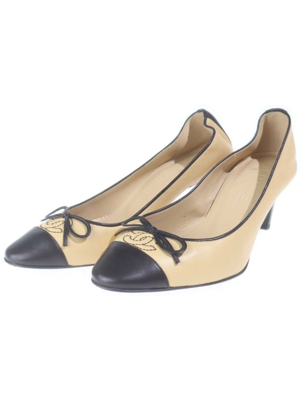 Chanel CC Logo Leather Heels Bicolor Pumps Shoes Beige Black